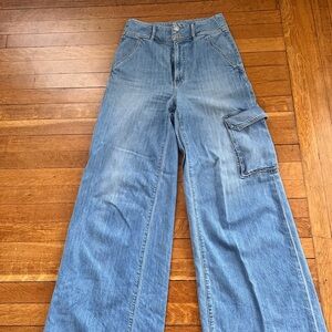 VERONICA BEARD Wide-Leg Cargo Denim Jeans - Light Blue